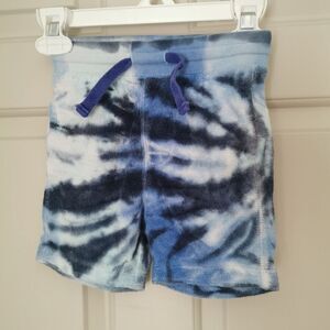 2/$20 Gap terry cloth shorts 12-18 m
